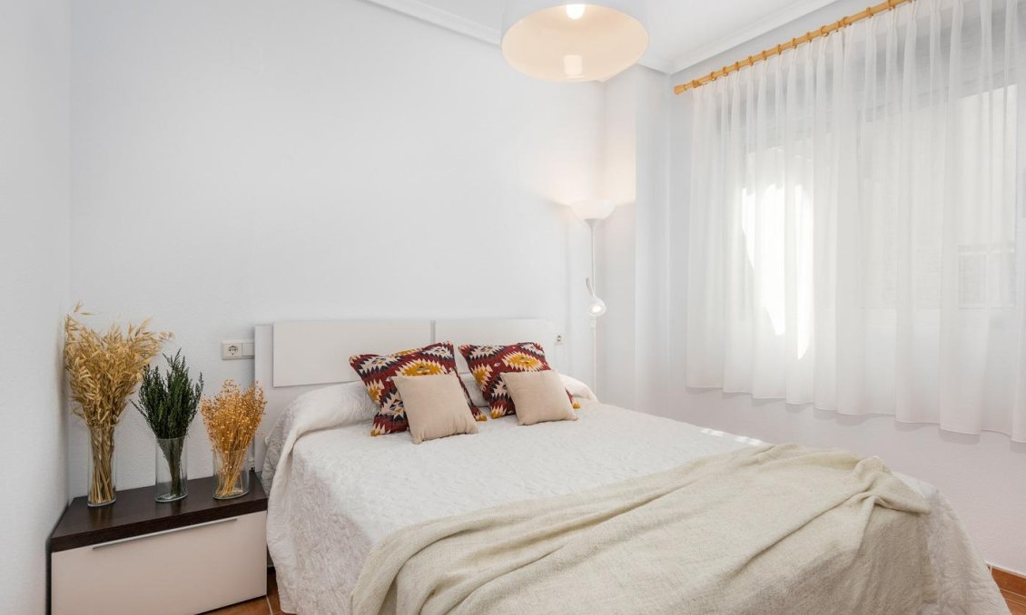 Segunda mano - Apartamento -
Guardamar del Segura - Pueblo