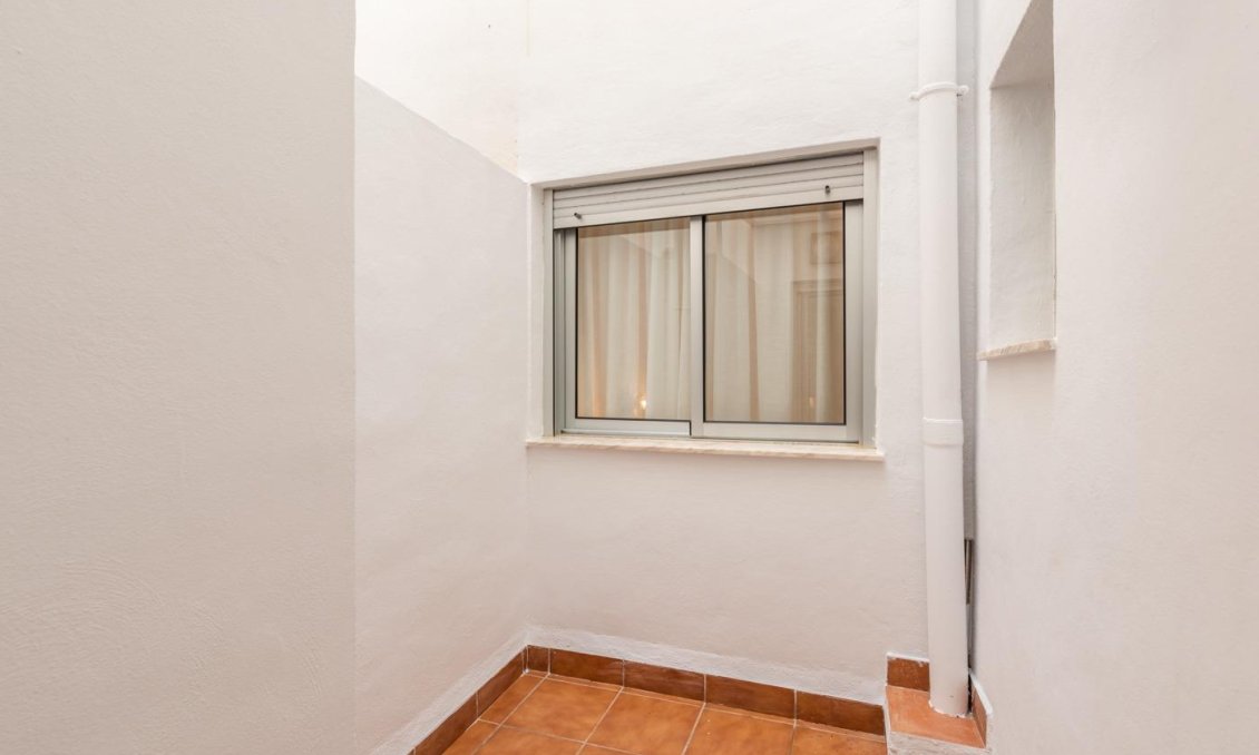Segunda mano - Apartamento -
Guardamar del Segura - Pueblo