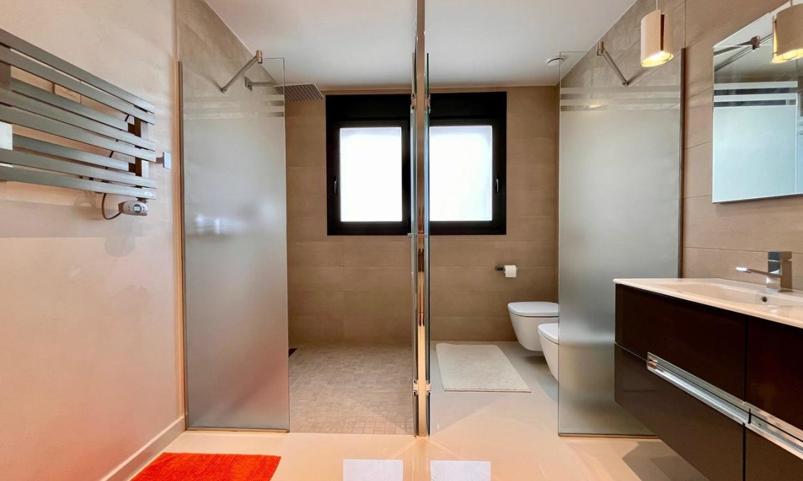 Segunda mano - Villa -
Dehesa de Campoamor - Costa Blanca
