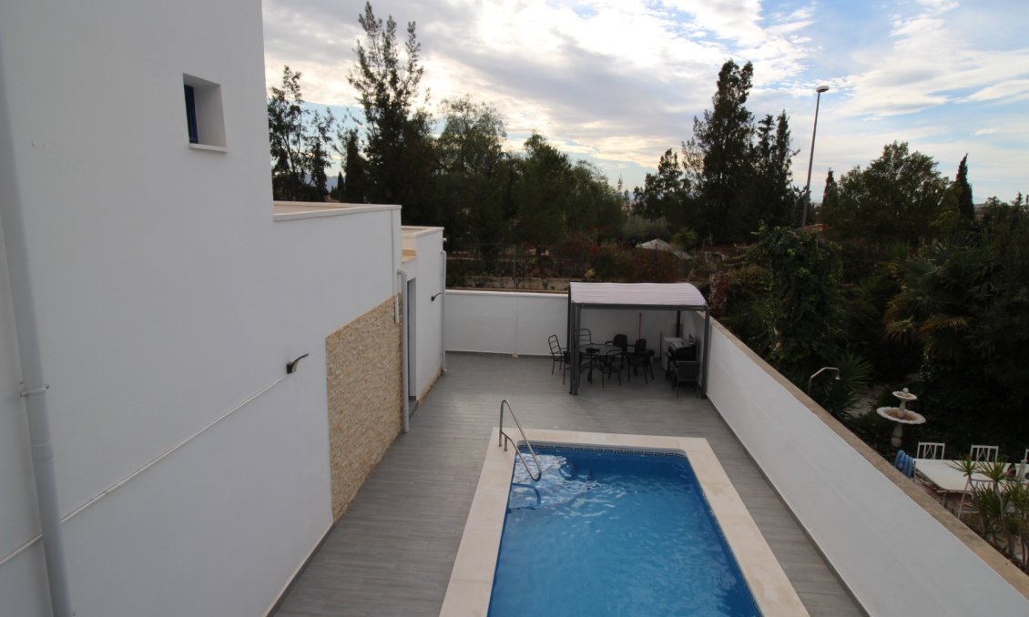 Segunda mano - Villa -
Fortuna - Inland