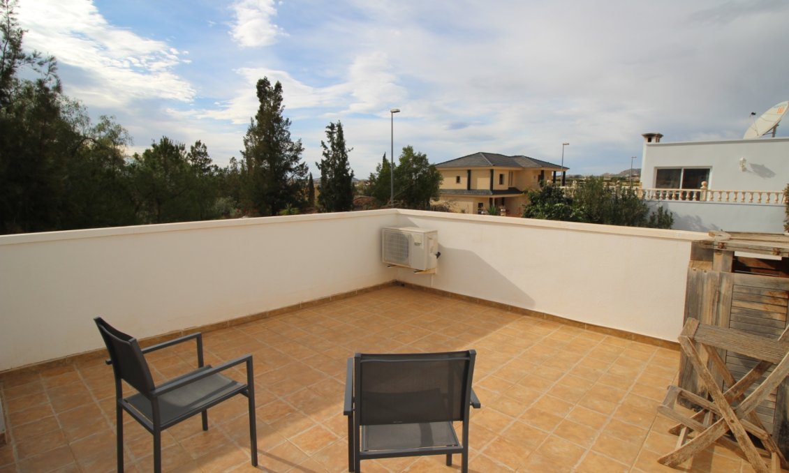 Segunda mano - Villa -
Fortuna - Inland