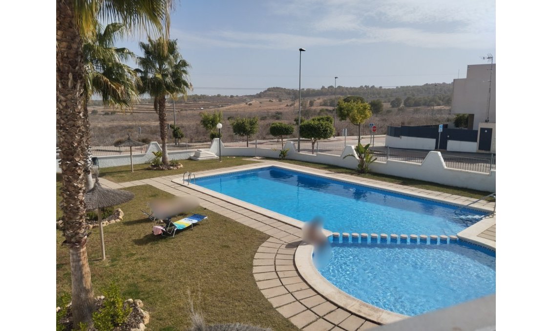 Segunda mano - Town House -
San Miguel de Salinas - Inland