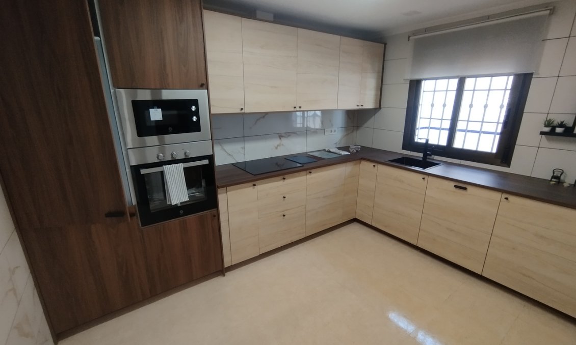 Segunda mano - Town House -
San Miguel de Salinas - Inland