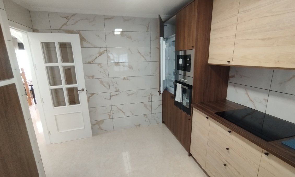 Segunda mano - Town House -
San Miguel de Salinas - Inland