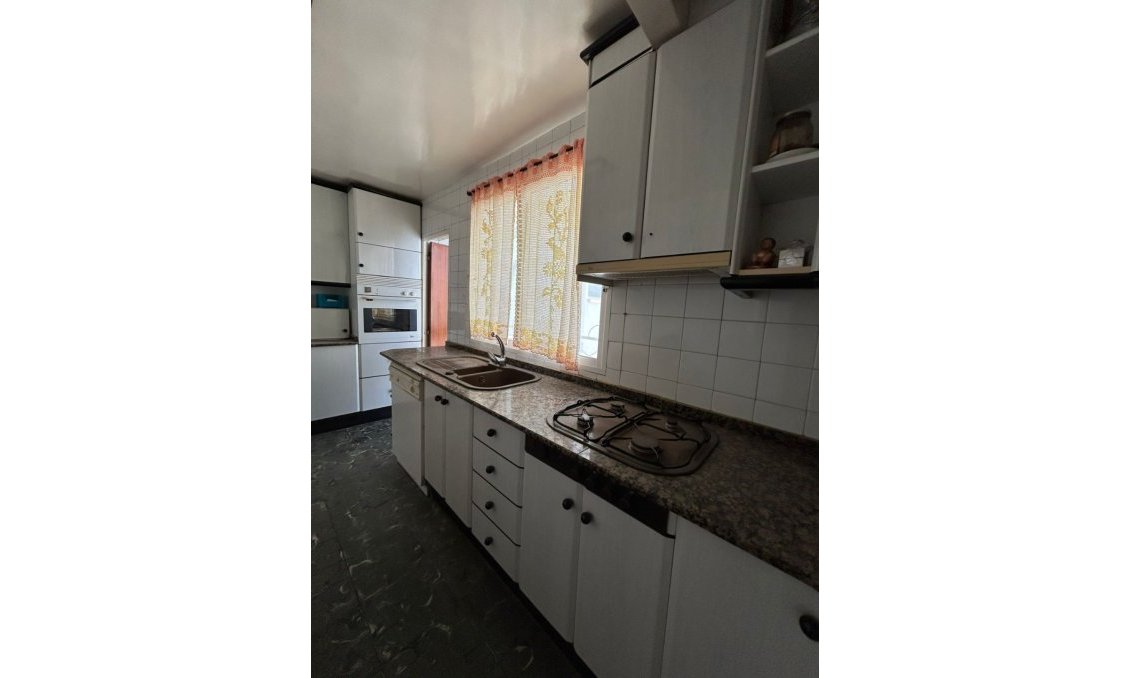 Segunda mano - Apartamento -
Pedreguer - Inland