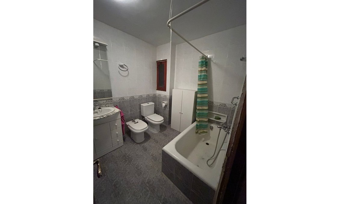Segunda mano - Apartamento -
Pedreguer - Inland
