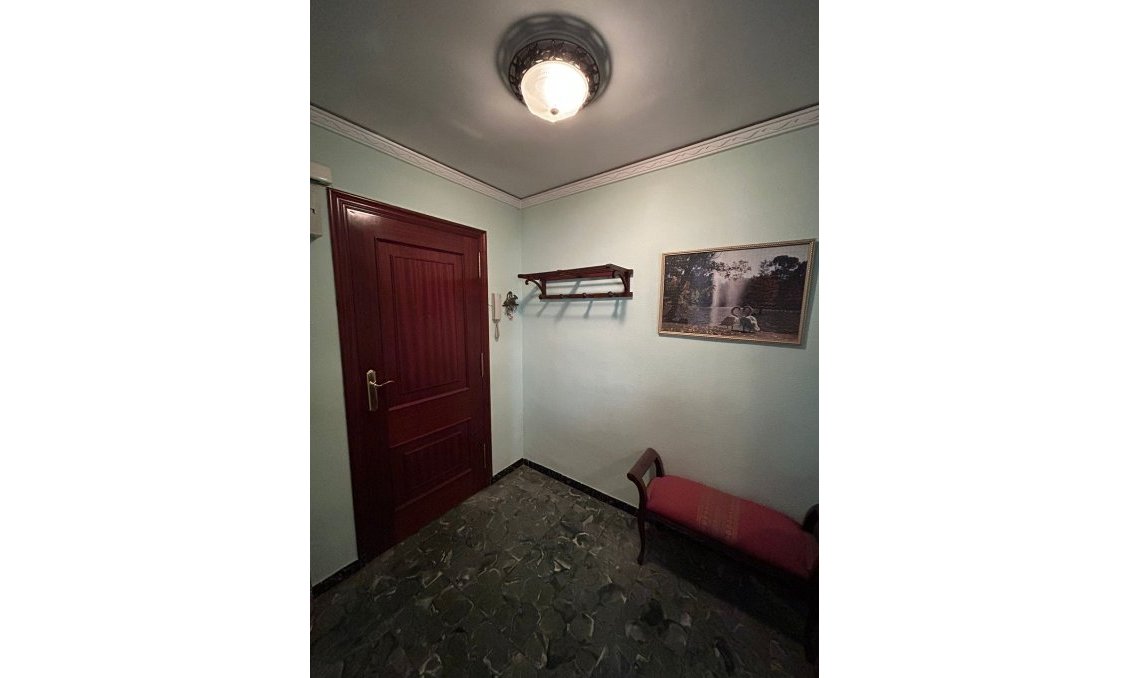 Segunda mano - Apartamento -
Pedreguer - Inland