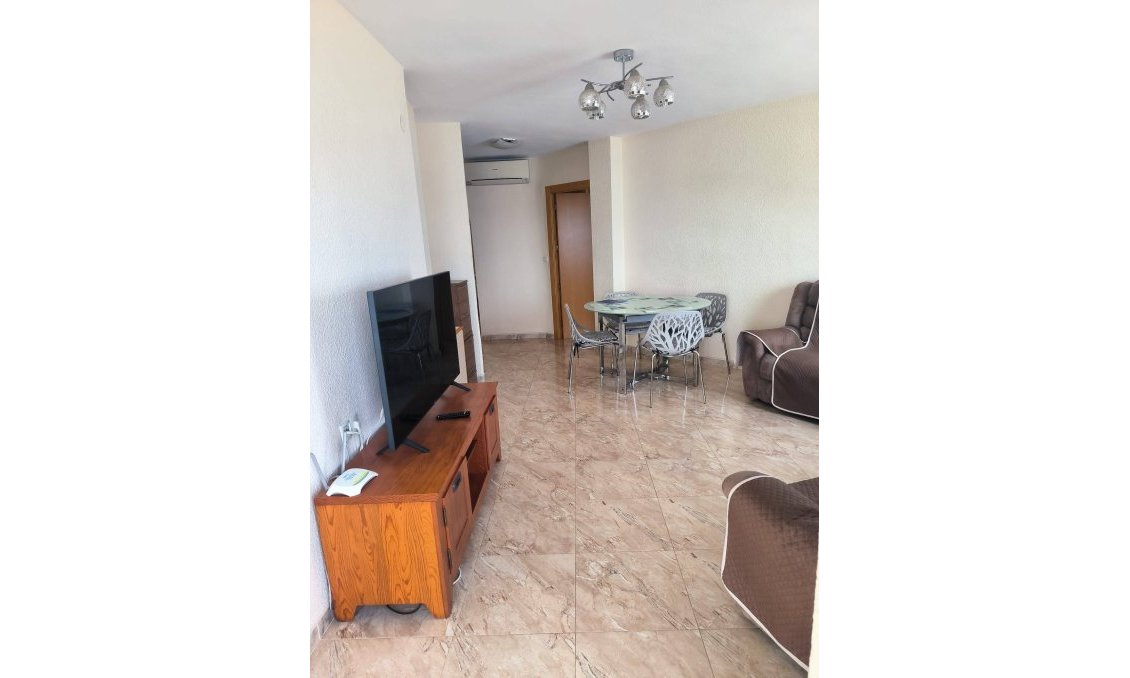 Használt Ingatlanok - Apartman -
Torrevieja - Centro