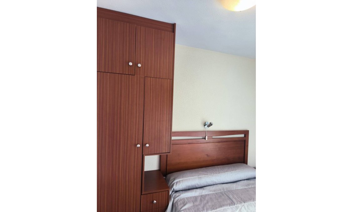 Használt Ingatlanok - Apartman -
Torrevieja - Centro