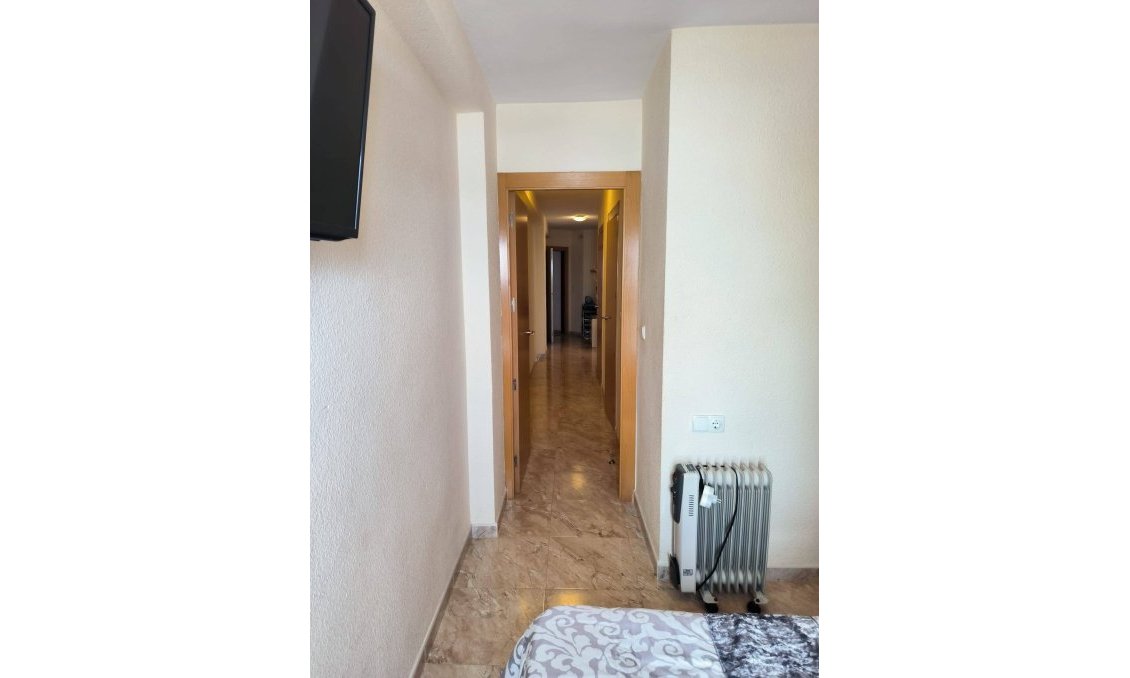 Használt Ingatlanok - Apartman -
Torrevieja - Centro