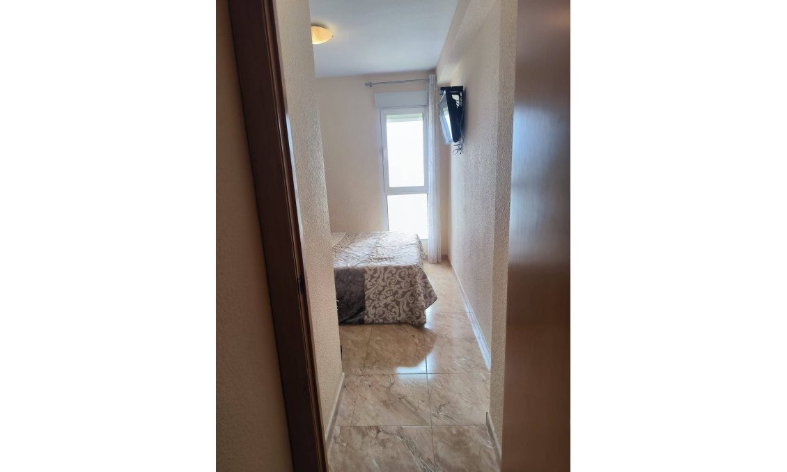 Használt Ingatlanok - Apartman -
Torrevieja - Centro