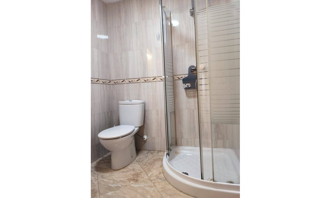 Használt Ingatlanok - Apartman -
Torrevieja - Centro
