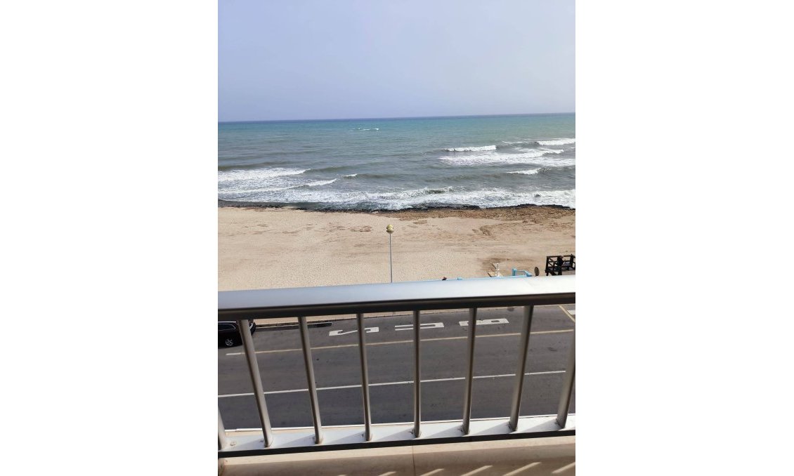 Használt Ingatlanok - Apartman -
Torrevieja - Centro