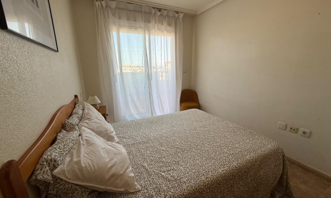 Segunda mano - Ático -
Torrevieja - Playa de los Locos