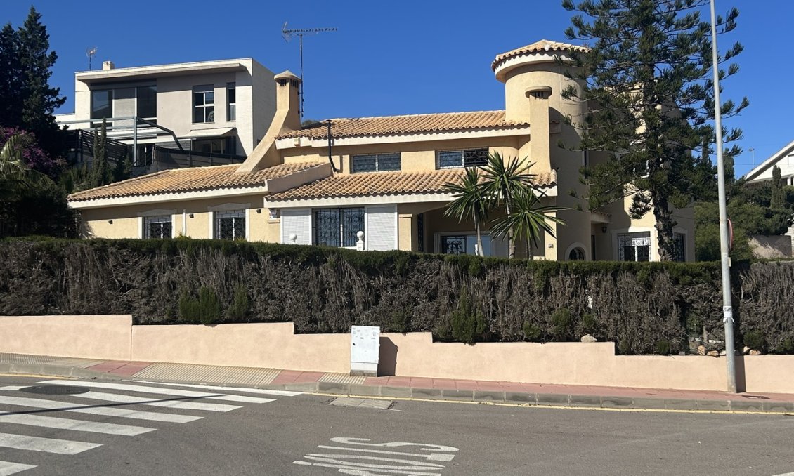 Segunda mano - Villa -
Cabo de Palos - Cala Flores