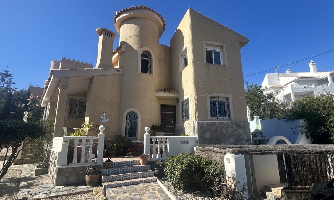 Segunda mano - Villa -
Cabo de Palos - Cala Flores