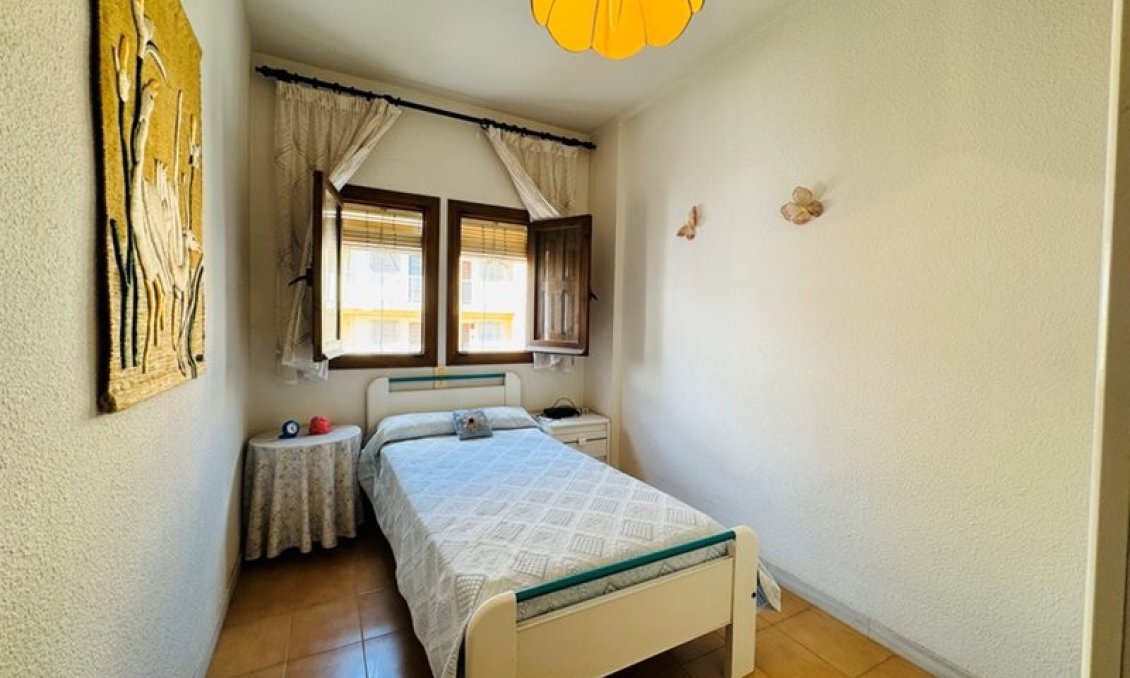 Segunda mano - Town House -
La Mata - Costa Blanca