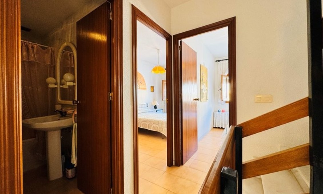 Segunda mano - Town House -
La Mata - Costa Blanca