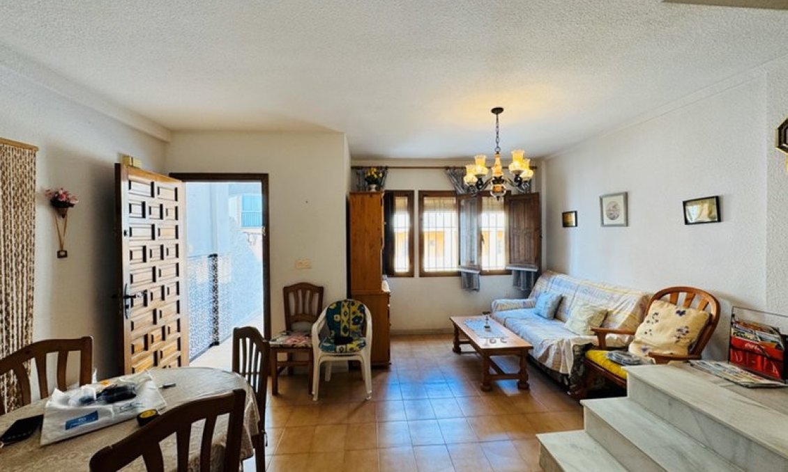 Segunda mano - Town House -
La Mata - Costa Blanca