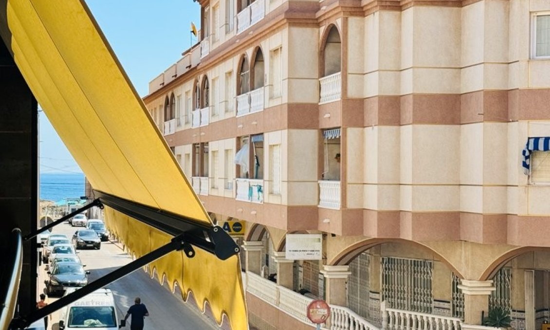 Segunda mano - Apartamento -
La Mata - Costa Blanca