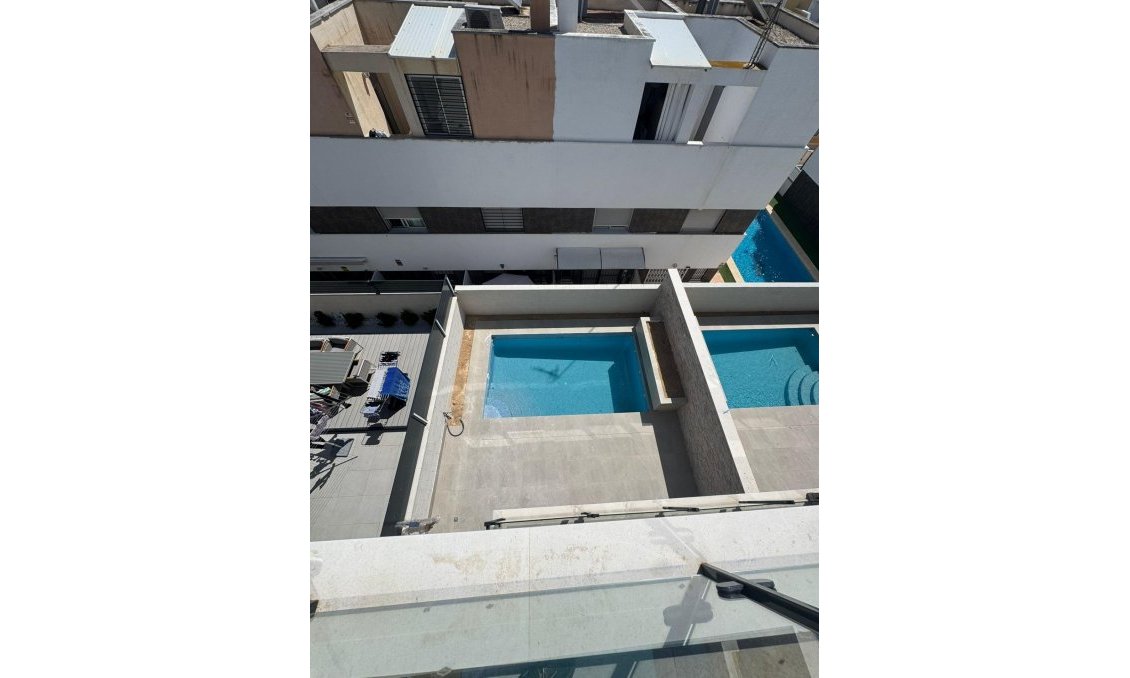 Segunda mano - Villa -
Guardamar del Segura - Guardamar
