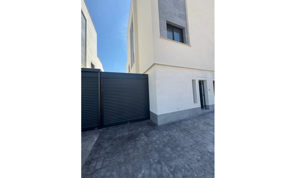 Segunda mano - Villa -
Guardamar del Segura - Guardamar