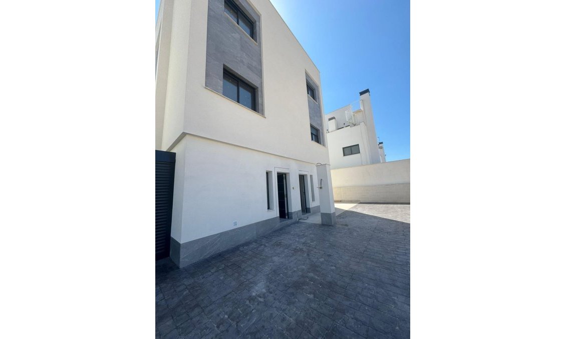 Segunda mano - Villa -
Guardamar del Segura - Guardamar