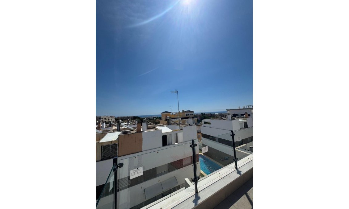 Segunda mano - Villa -
Guardamar del Segura - Guardamar