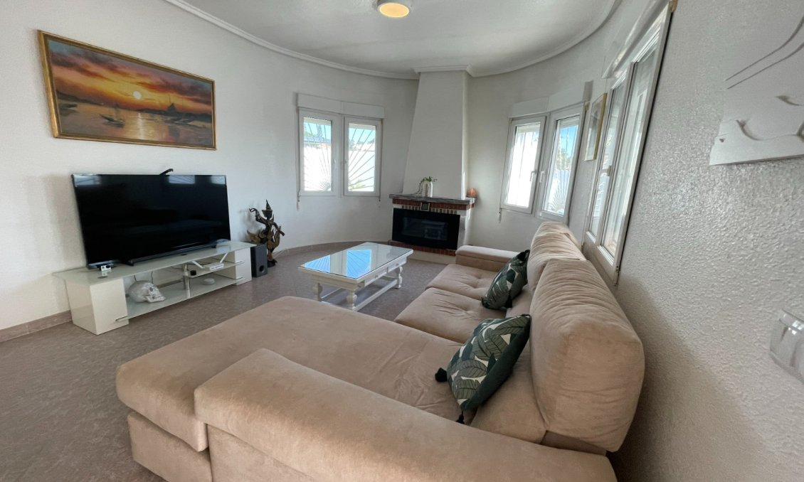 Segunda mano - Villa -
Ciudad Quesada - Costa Blanca