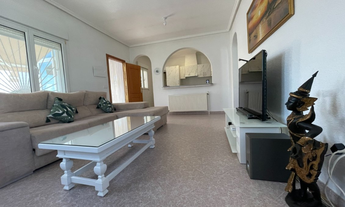 Segunda mano - Villa -
Ciudad Quesada - Costa Blanca