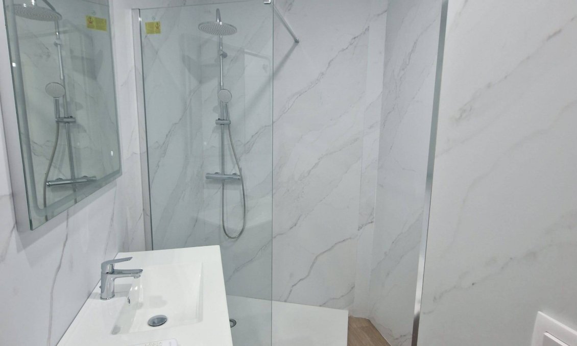 Segunda mano - Apartamento -
Torrevieja - La Mata Pueblo