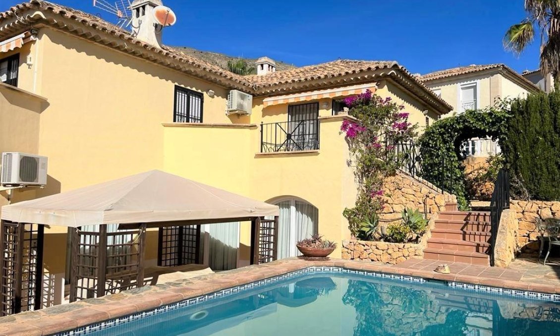 Segunda mano - Villa -
Finestrat - Bahia Golf