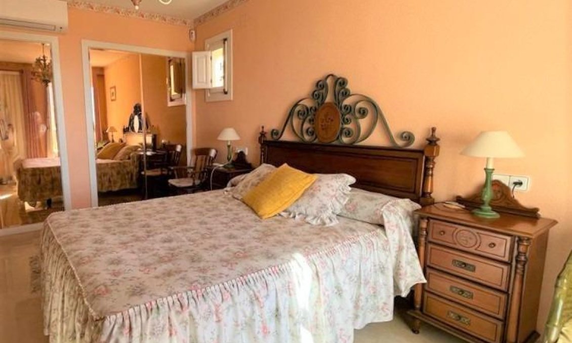 Segunda mano - Villa -
Finestrat - Bahia Golf