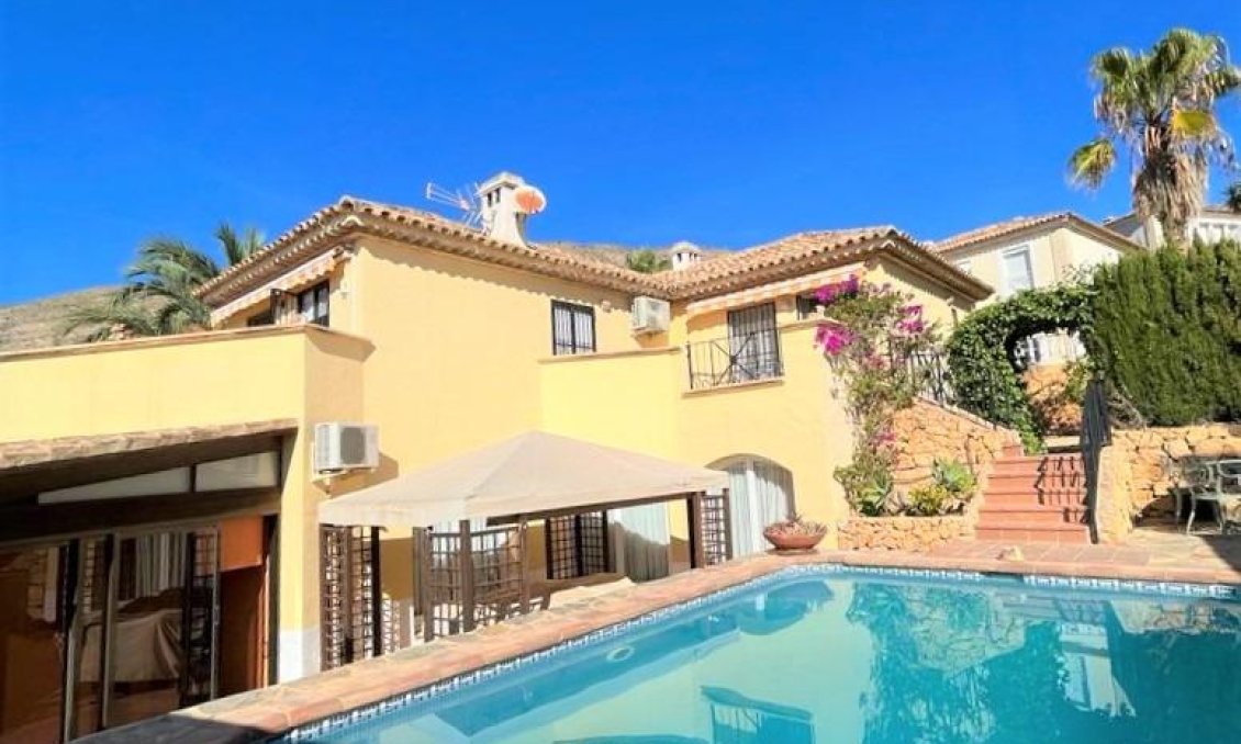 Segunda mano - Villa -
Finestrat - Bahia Golf