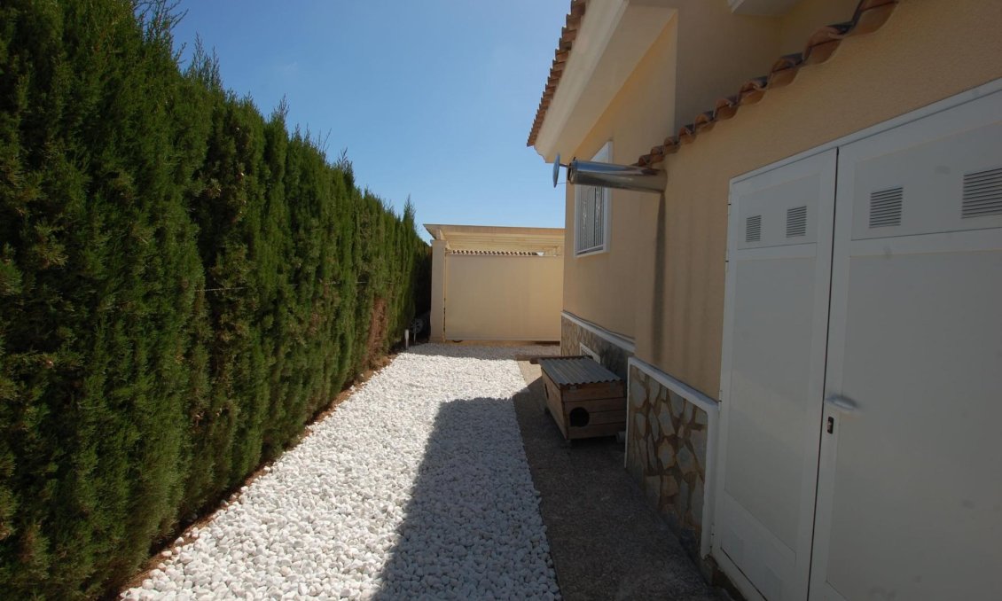 Segunda mano - Villa -
Ciudad Quesada - Costa Blanca