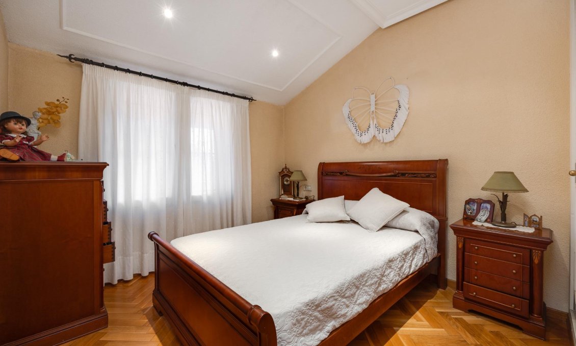 Segunda mano - Villa -
Torrevieja - Aguas Nuevas