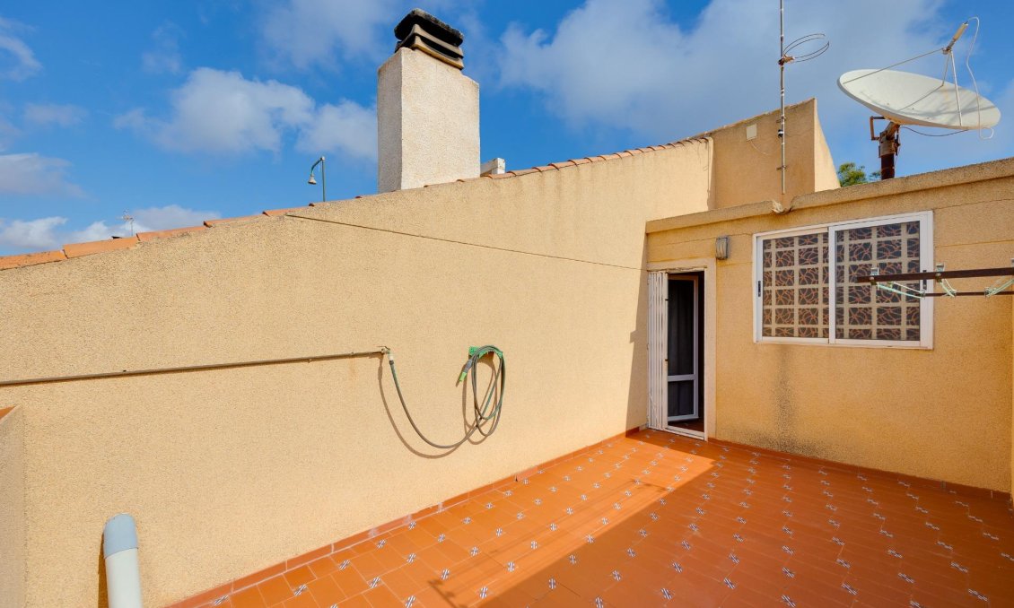 Segunda mano - Villa -
Torrevieja - Aguas Nuevas