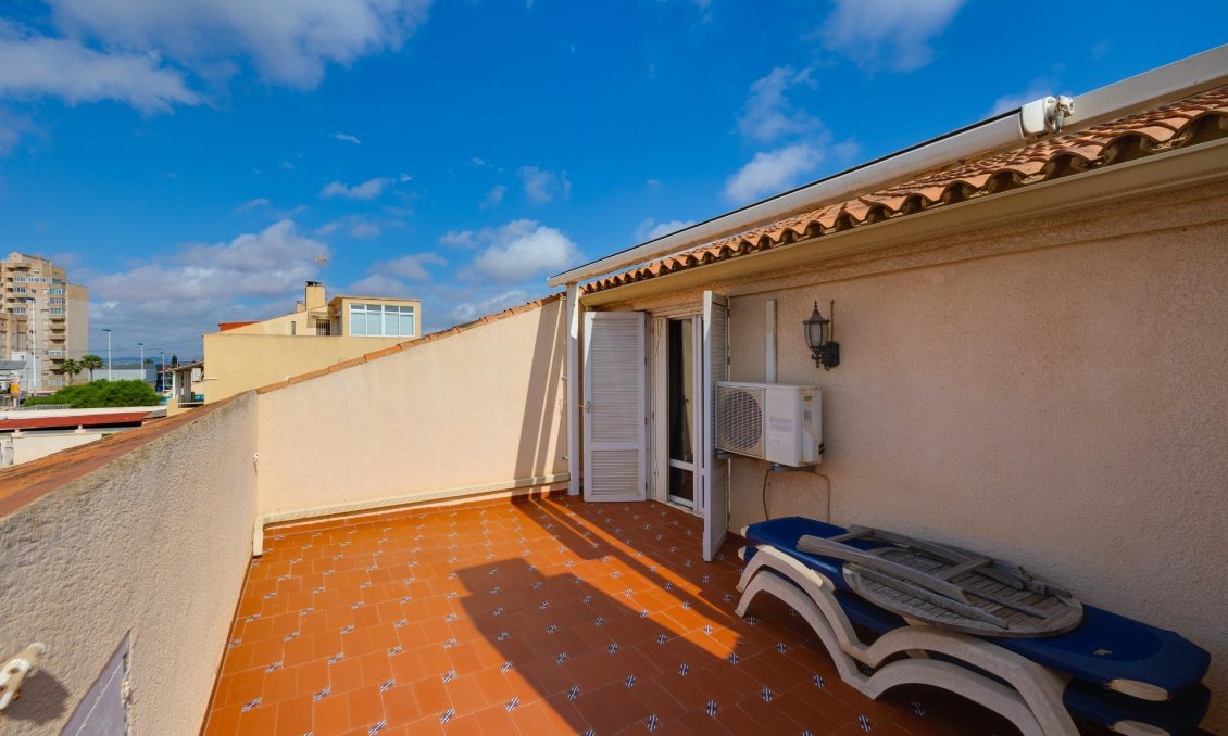 Segunda mano - Villa -
Torrevieja - Aguas Nuevas
