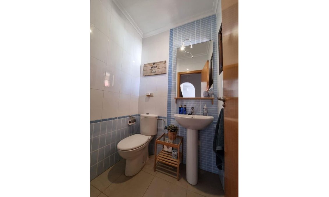 Segunda mano - Town House -
Torrevieja - Aguas Nuevas