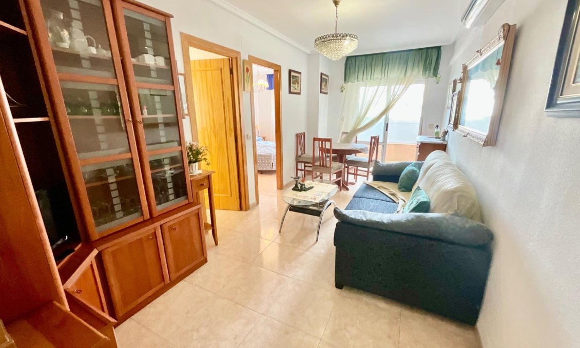 Segunda mano - Apartamento -
Torrevieja - PARQUE DE LAS NACIONES