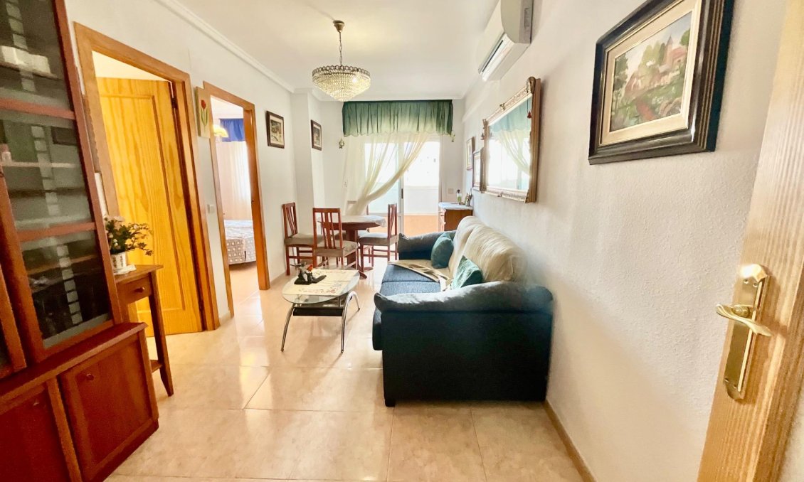 Segunda mano - Apartamento -
Torrevieja - PARQUE DE LAS NACIONES
