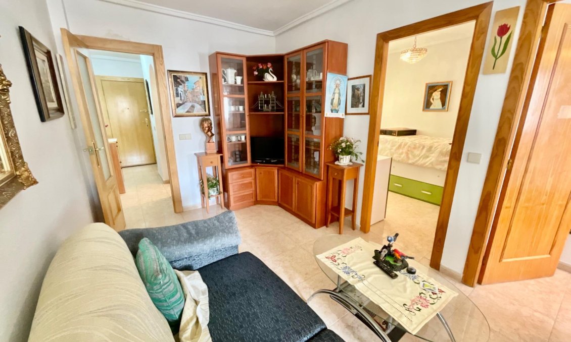 Segunda mano - Apartamento -
Torrevieja - PARQUE DE LAS NACIONES