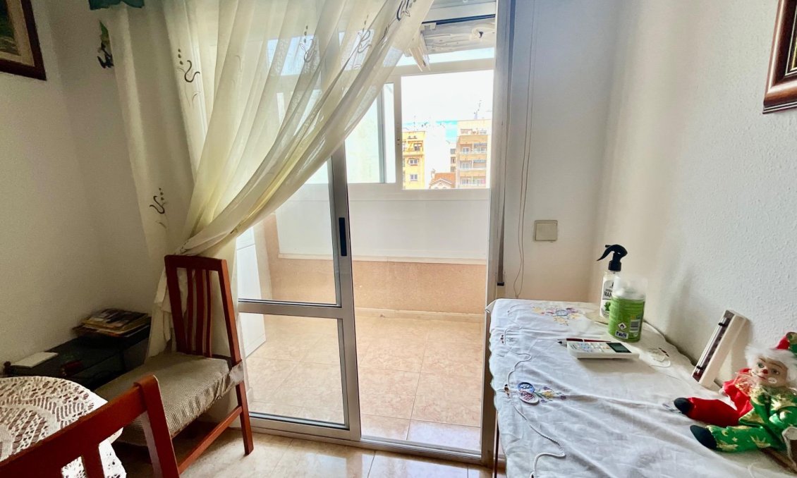 Segunda mano - Apartamento -
Torrevieja - PARQUE DE LAS NACIONES