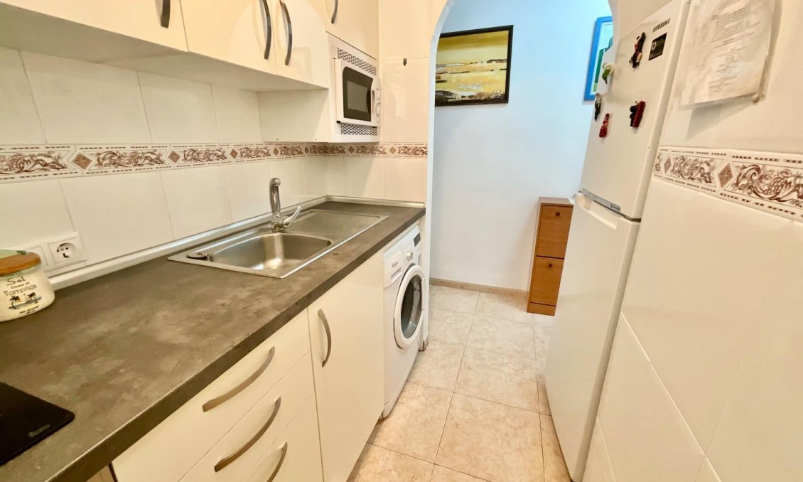 Segunda mano - Apartamento -
Torrevieja - PARQUE DE LAS NACIONES