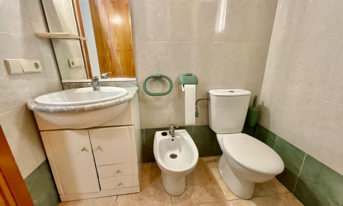 Segunda mano - Apartamento -
Torrevieja - PARQUE DE LAS NACIONES