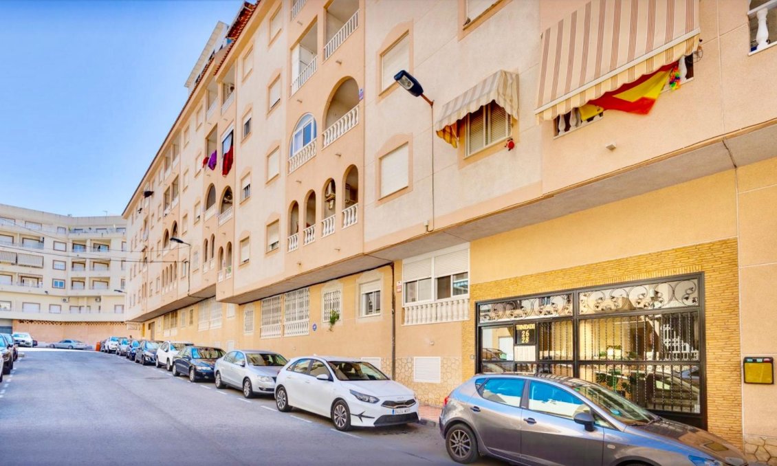 Segunda mano - Apartamento -
Torrevieja - PARQUE DE LAS NACIONES