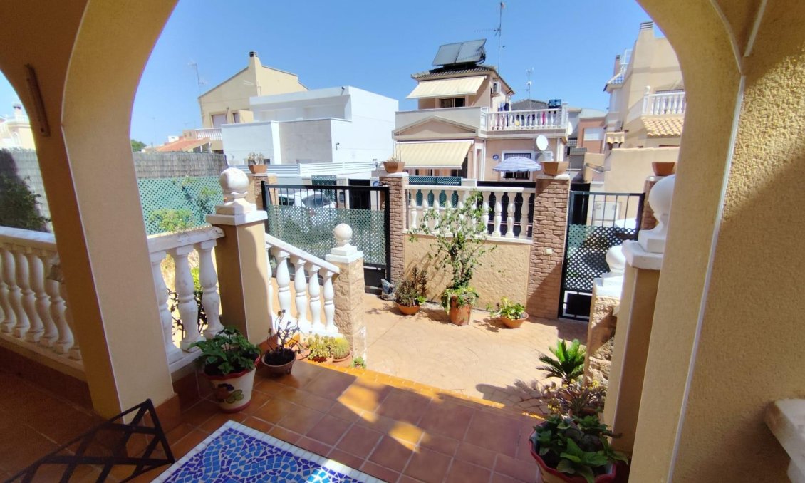 Segunda mano - Villa -
Torrevieja - Aguas Nuevas 2