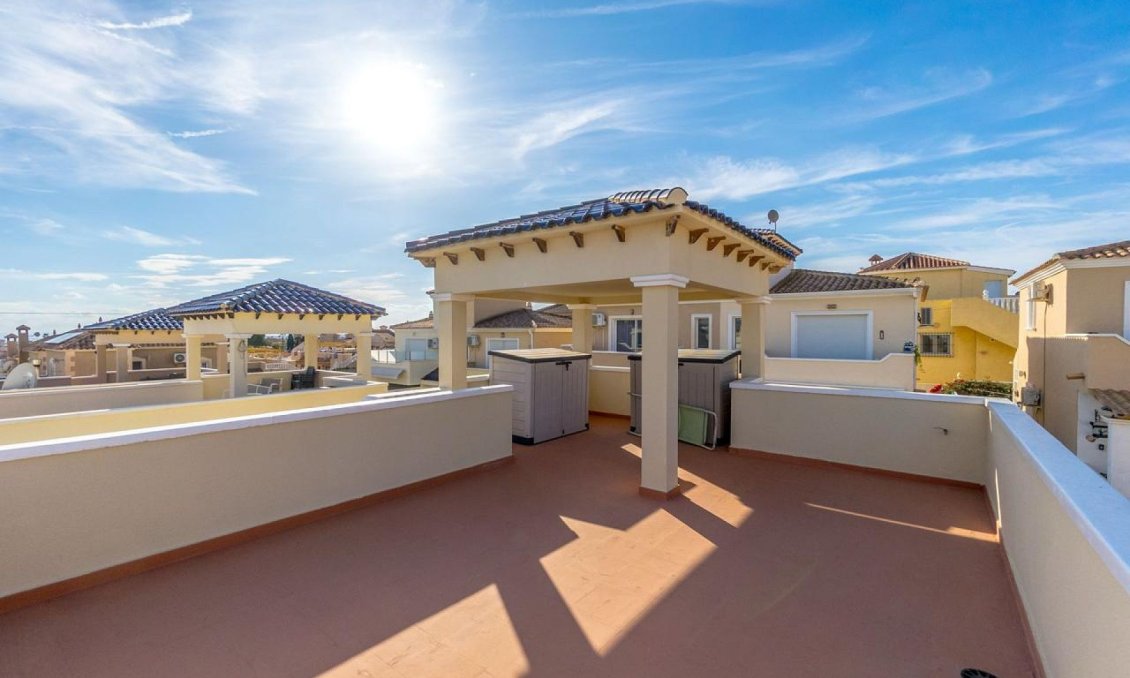 Revente - Villa -
Orihuela Costa - Costa Blanca