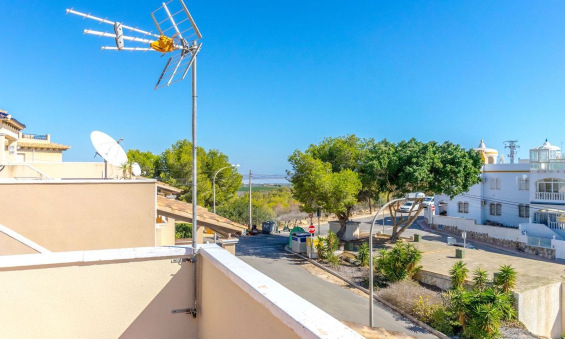 Revente - Villa -
Orihuela Costa - Costa Blanca