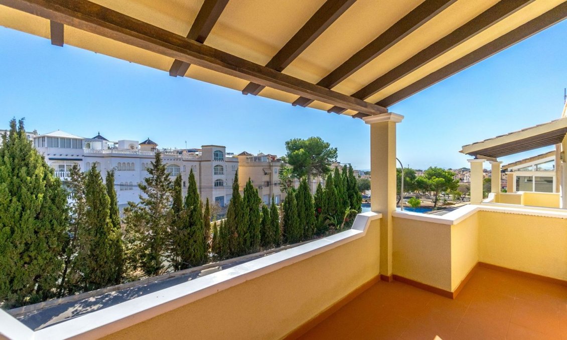 Revente - Villa -
Orihuela Costa - Costa Blanca